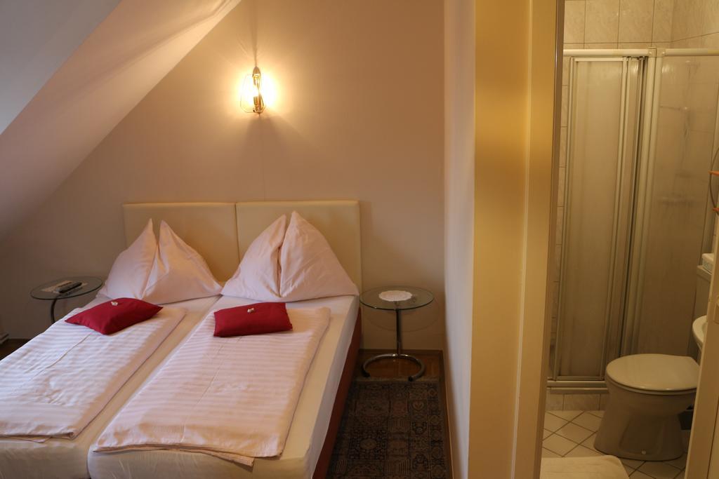 Privatpension Lang Лейбниц Номер фото